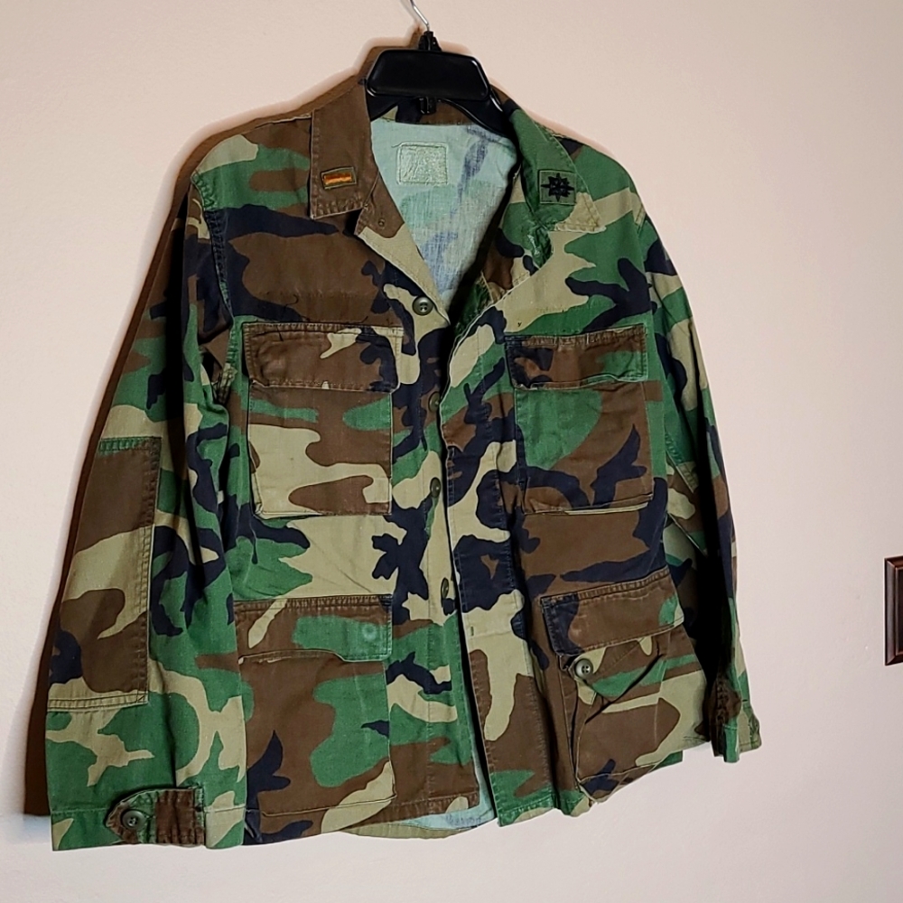 US Army women's shirt
